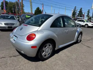 2001 Volkswagen New Beetle GLX 1.8T