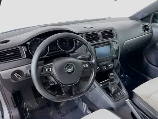 Volkswagen Jetta 2016 1.8T Sport 4dr Sedan 5M PZEV