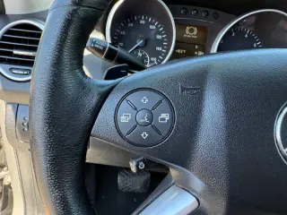 2009 Mercedes-Benz M-Class ML 350 4MATIC