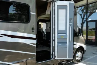 2022 Mercedes-Benz XCC76 3500XD Standard Roof 170"