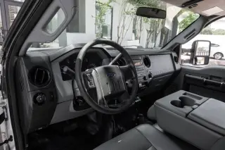2015 Ford Super Duty F-550 DRW XL DUMP TRUCK