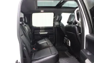 Ford F-450 Super Duty 2019 4x4 Lariat 4dr Crew Cab 8 ft. LB DRW Pickup