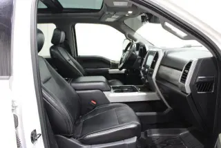 Ford F-450 Super Duty 2019 4x4 Lariat 4dr Crew Cab 8 ft. LB DRW Pickup
