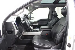 Ford F-450 Super Duty 2019 4x4 Lariat 4dr Crew Cab 8 ft. LB DRW Pickup