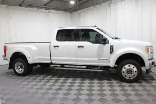 Ford F-450 Super Duty 2019 4x4 Lariat 4dr Crew Cab 8 ft. LB DRW Pickup