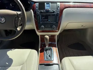 2006 Cadillac DTS Luxury I