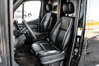 2022 Mercedes-Benz Sprinter Cargo Van 2500 Standard Roof V6 144" RWD