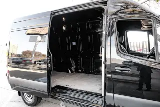 2022 Mercedes-Benz Sprinter Cargo Van 2500 Standard Roof V6 144" RWD