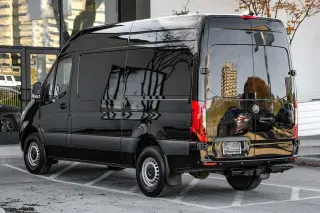 2022 Mercedes-Benz Sprinter Cargo Van 2500 Standard Roof V6 144" RWD