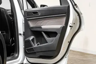 2021 Volkswagen Atlas Cross Sport 3.6L V6 SEL R-Line