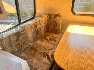 2010 CASITA 16 FREEDOM DELUXE. 2180 LB