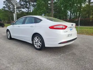Ford Fusion 2016 SE 4dr Sedan