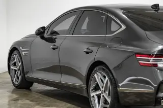 2023 Genesis G80 2.5T