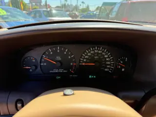 1997 Chrysler Town and Country LXi