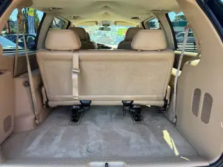 1997 Chrysler Town and Country LXi