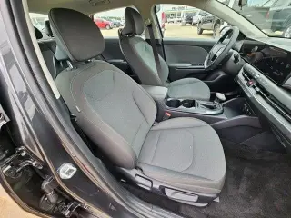 Kia K4 2025 LXS 4dr Sedan