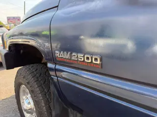 2002 Dodge Ram 2500 SLT