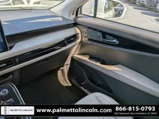 Lincoln Nautilus 2022 AWD Reserve 4dr SUV