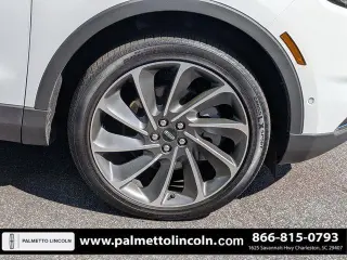 Lincoln Nautilus 2022 AWD Reserve 4dr SUV