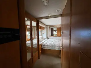 2006 Fleetwood RV Bounder 33R