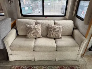 2006 Fleetwood RV Bounder 33R