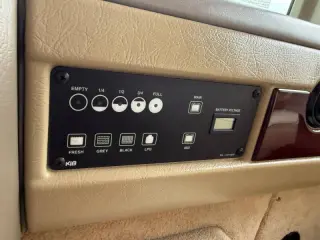 2006 Fleetwood RV Bounder 33R