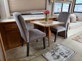 2006 Fleetwood RV Bounder 33R