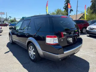 2008 Ford Taurus X SEL