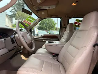 2003 Ford F-350 Super Duty Lariat
