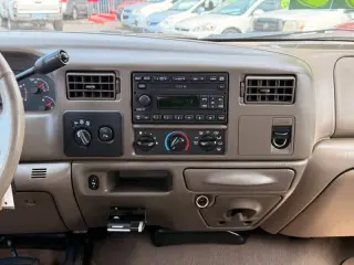 2003 Ford F-350 Super Duty Lariat