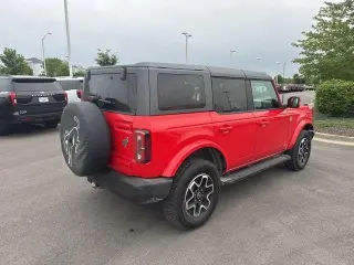 Ford Bronco 2021 4x4 Outer Banks 4dr SUV