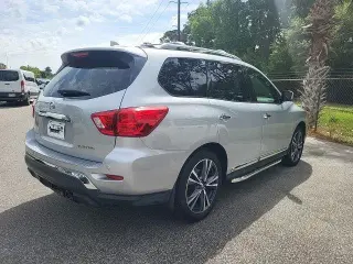 Nissan Pathfinder 2019 S 4dr SUV