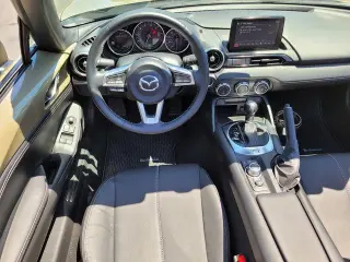 Mazda MX-5 Miata 2023 Grand Touring 2dr Convertible 6M