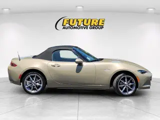 Mazda MX-5 Miata 2023 Grand Touring 2dr Convertible 6M