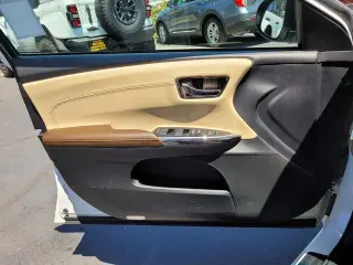Toyota Avalon 2015 Limited 4dr Sedan