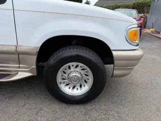 2001 Mercury Mountaineer