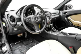2011 Mercedes-Benz SLK 300 