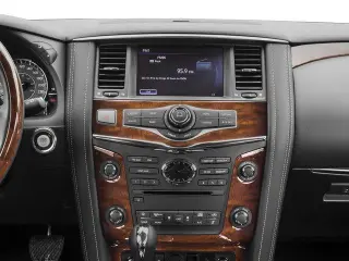 INFINITI QX80 2017 4dr SUV