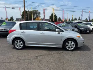 2011 Nissan Versa 1.8 SL