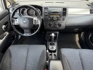 2011 Nissan Versa 1.8 SL