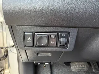 2011 Nissan Versa 1.8 SL