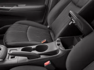 Nissan Sentra 2017 S 4dr Sedan 6M