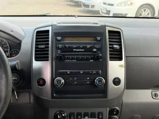 2011 Nissan Frontier SL