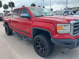 GMC Sierra 1500 2015 4x2 SLT 4dr Crew Cab 5.8 ft. SB