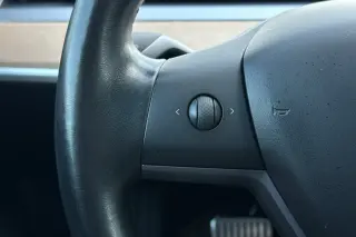 Tesla Model 3 2019 AWD Performance 4dr Fastback