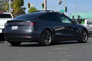 Tesla Model 3 2019 AWD Performance 4dr Fastback
