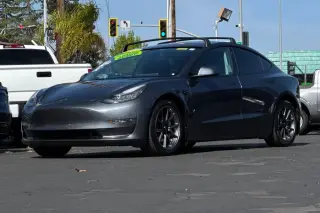 Tesla Model 3 2019 AWD Performance 4dr Fastback