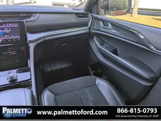 Jeep Grand Cherokee L 2023 4x2 Laredo X 4dr SUV
