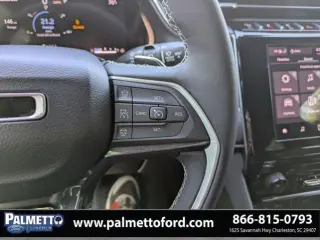 Jeep Grand Cherokee L 2023 4x2 Laredo X 4dr SUV