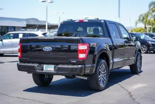 Ford F-150 2023 4x2 Lariat 4dr SuperCrew 6.5 ft. SB